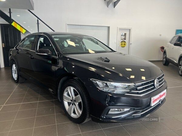 Black Used 2020 VW Passat SE Sedan | £15,750 (Fair price) - Image 1/4