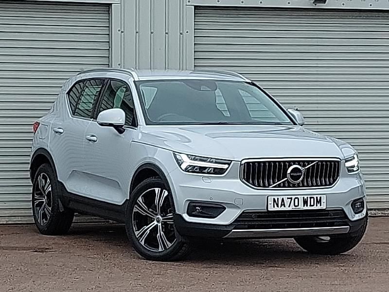 Used Volvo XC40 Inscription 197 HP (144 kW) 2020 Silver SUV
