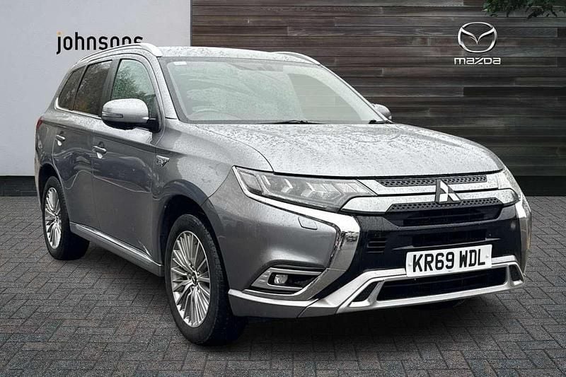 Grey Used 2020 Mitsubishi Outlander P-HEV SUV | £13,569 (Fair price) - Image 1/4