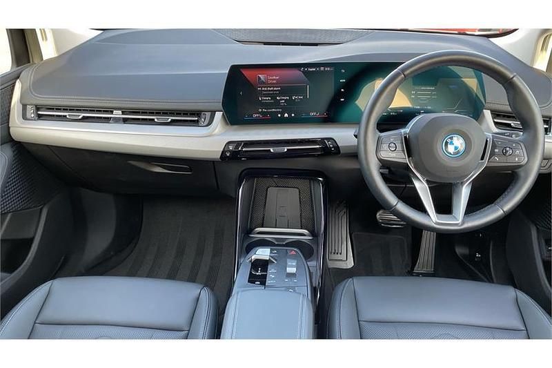 Used BMW 225 Luxury Line 245 HP (180 kW) 2025 Phytonic blue Estate