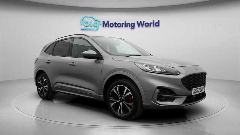 Used Ford Kuga ST-Line X 225 HP (165 kW) 2023 Silver SUV