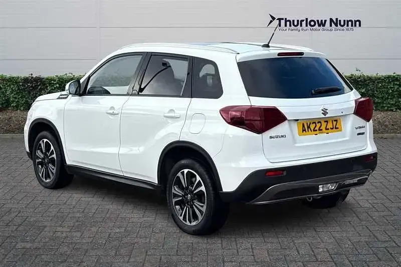 Second-hand Suzuki Vitara SZ5 116 CP (85 kW) 2022 Alb SUV