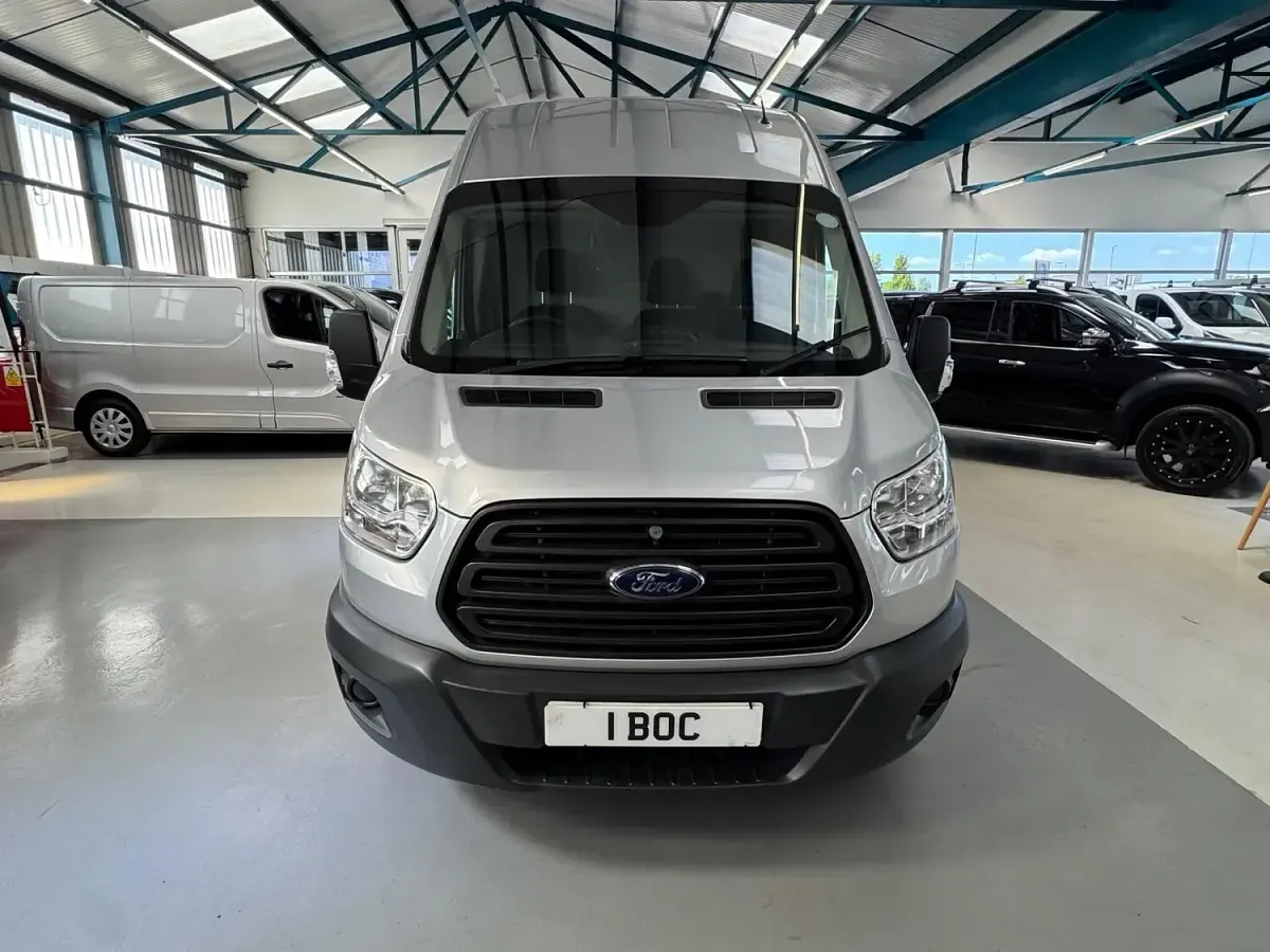 Used Ford Transit 125 HP (91 kW) 2014 Silver Van