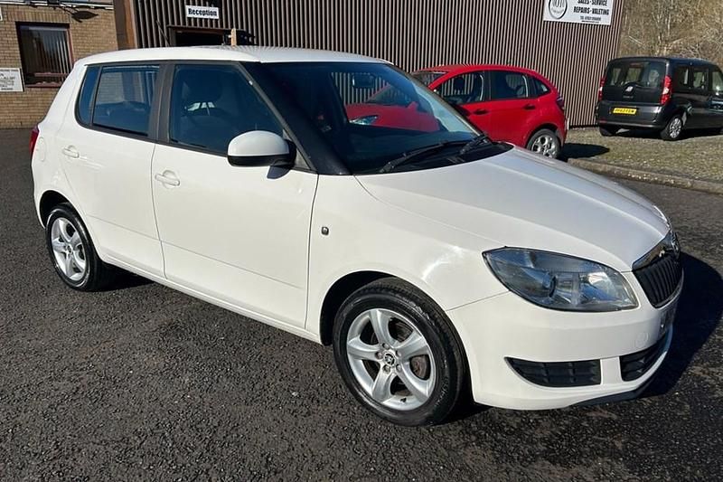 Used Skoda Fabia SE 2013 White Hatchback