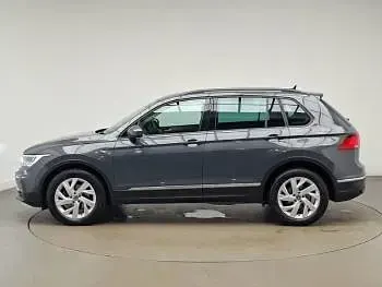 Used VW Tiguan Life 150 HP (110 kW) 2023 Grey SUV