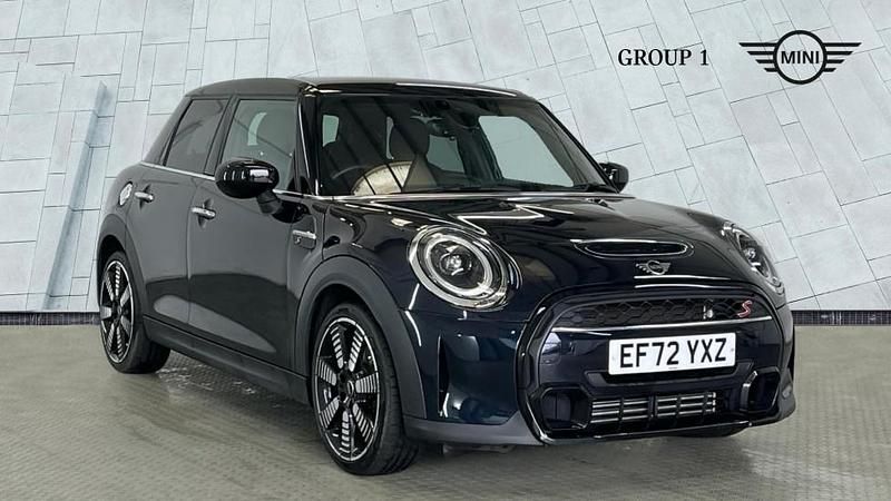 Used Mini Cooper S Exclusive 178 HP (130 kW) 2022 Black Hatchback
