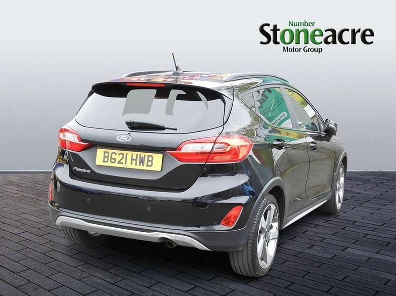 Second-hand Ford Fiesta Active 95 CP (69 kW) 2021 Negru Hatchback