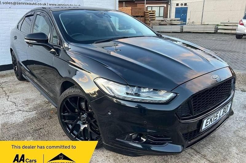 Black Used 2015 Ford Mondeo Titanium Hatchback | £9,495 (A bit pricey) - Image 1/1