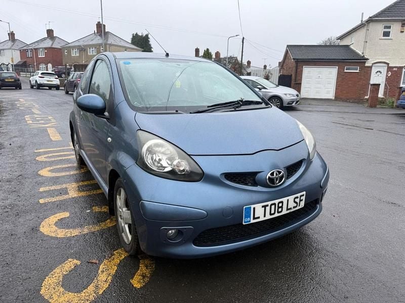 Used Toyota Aygo 67 HP (49 kW) 2008 Blue Hatchback