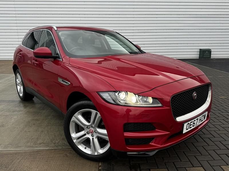 Used Jaguar F-Pace Portfolio 180 HP (132 kW) 2017 Red SUV