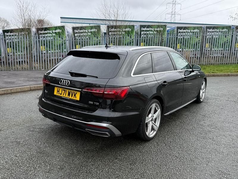 Begagnad Audi A4 S-Line 163 HK (119 kW) 2021 Svart Kombi