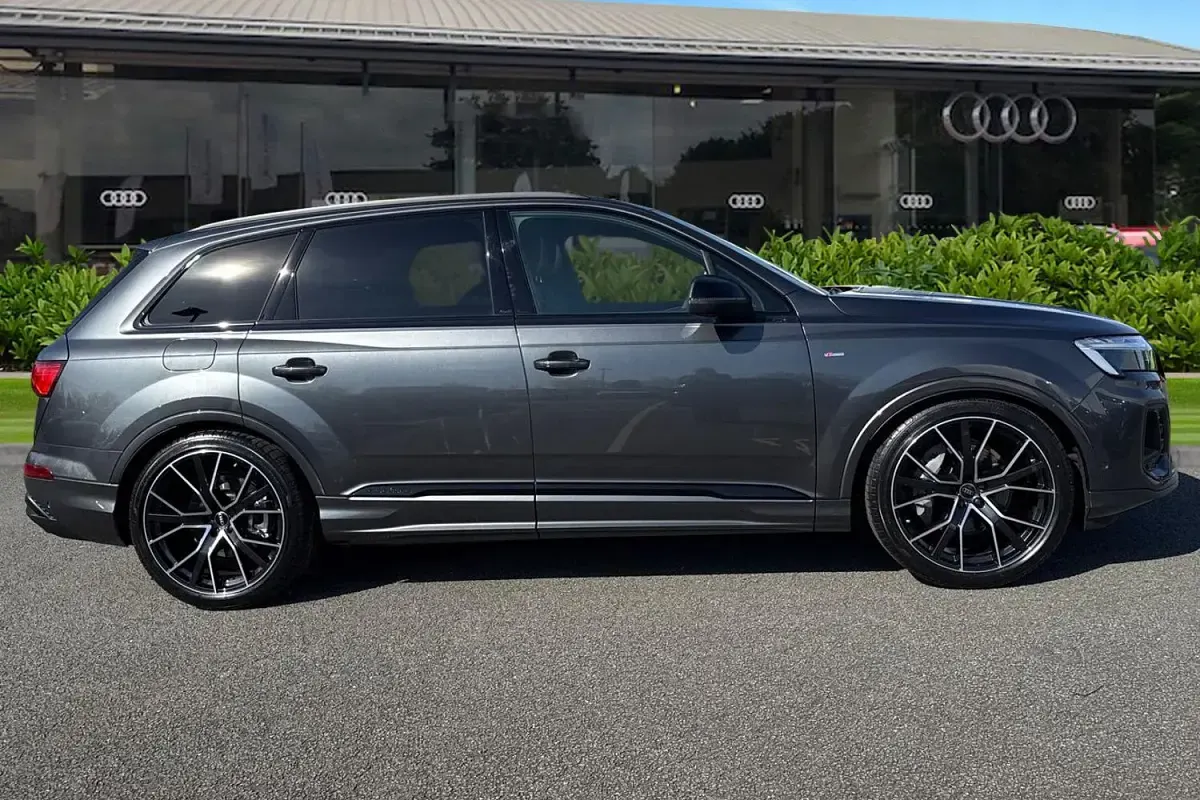 New Audi Q7 Black Edition 2026 Grey SUV