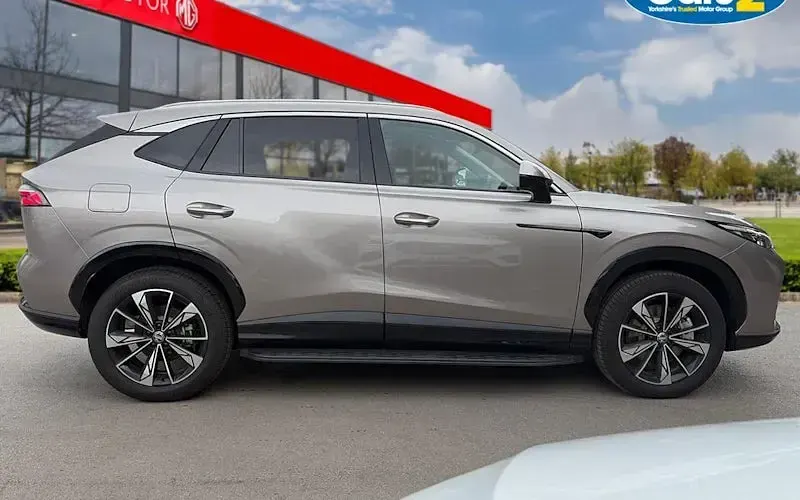 Used MG HS Trophy 299 HP (219 kW) 2026 Silver SUV