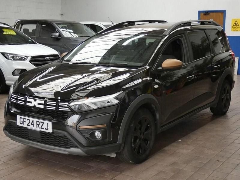 Used Dacia Jogger Extreme 110 HP (80 kW) 2024 Black MPV