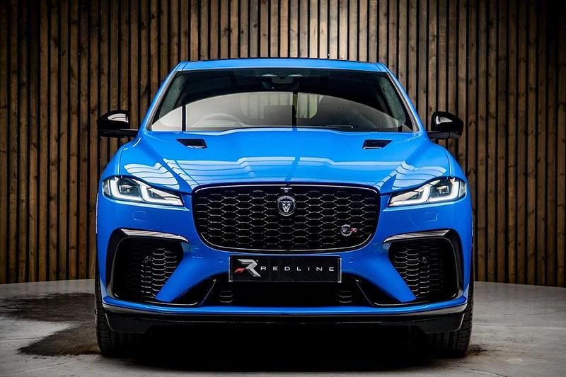 Used Jaguar F-Pace SVR 550 HP (404 kW) 2024 Blue SUV