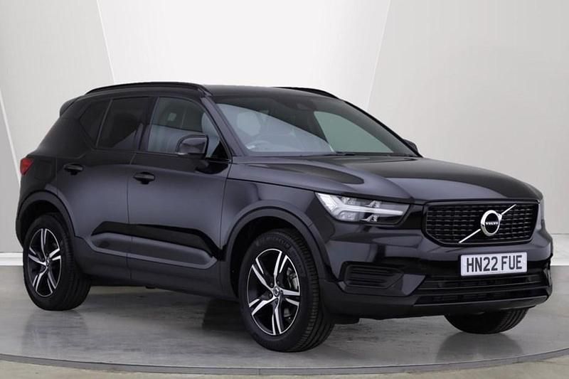 Black Used 2022 Volvo XC40 R-Design SUV | £27,350 (Fair price) - Image 1/1