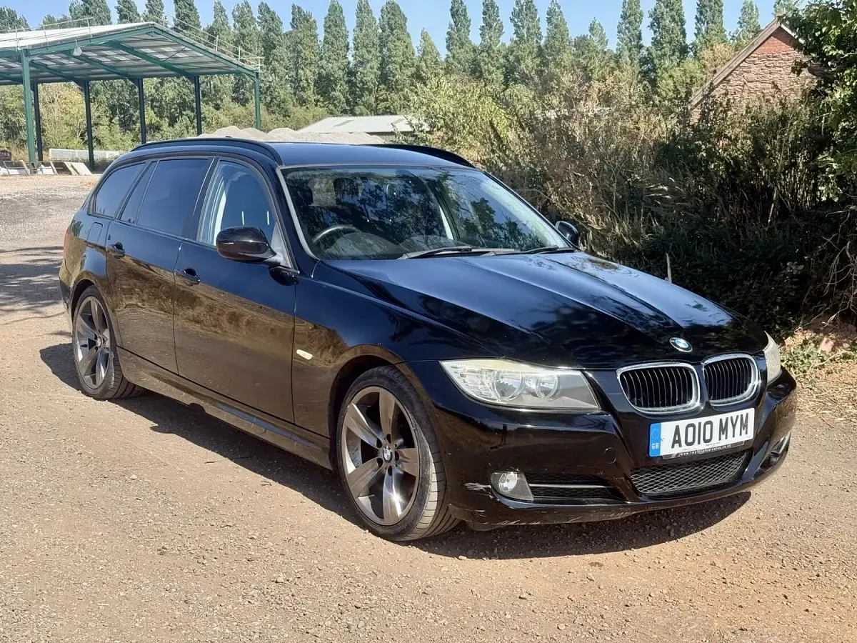 Used BMW 320 181 HP (133 kW) 2010 Black Estate