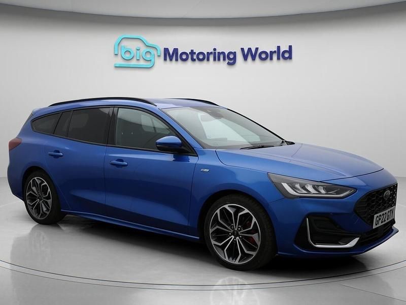 Blue Used 2022 Ford Focus ST-Line Estate | £18,303 (Fair price) - Image 1/4