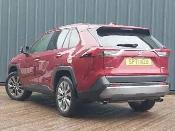 Used Toyota RAV4 Hybrid 218 HP (160 kW) 2021 Red SUV