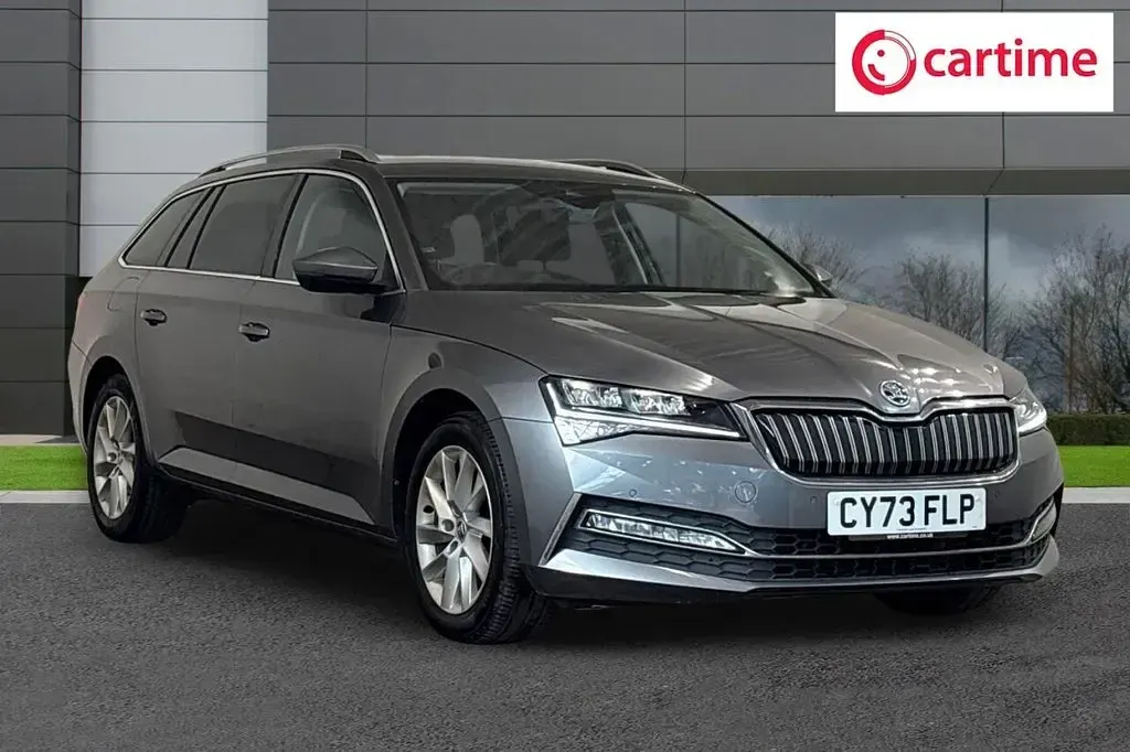 Used Skoda Superb SE Technology 218 HP (160 kW) 2023 Estate