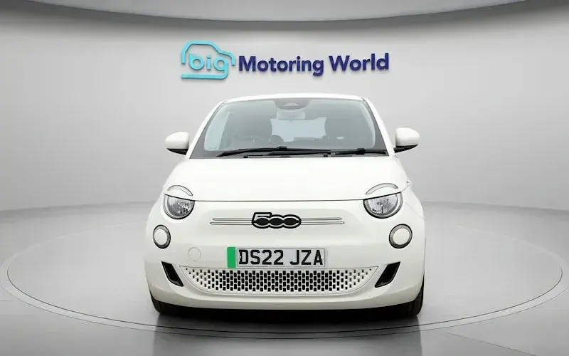 Used Fiat 500e Action 69 kW (95 HP) 2022 White Hatchback