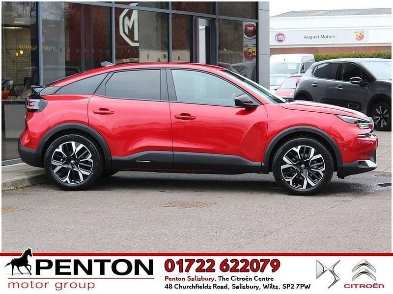 Used Citroën e-C4 114 kW (156 HP) 2025 Red Hatchback