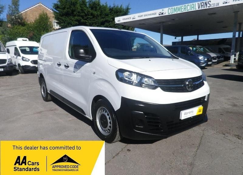 Used Vauxhall Vivaro 2023 White MPV