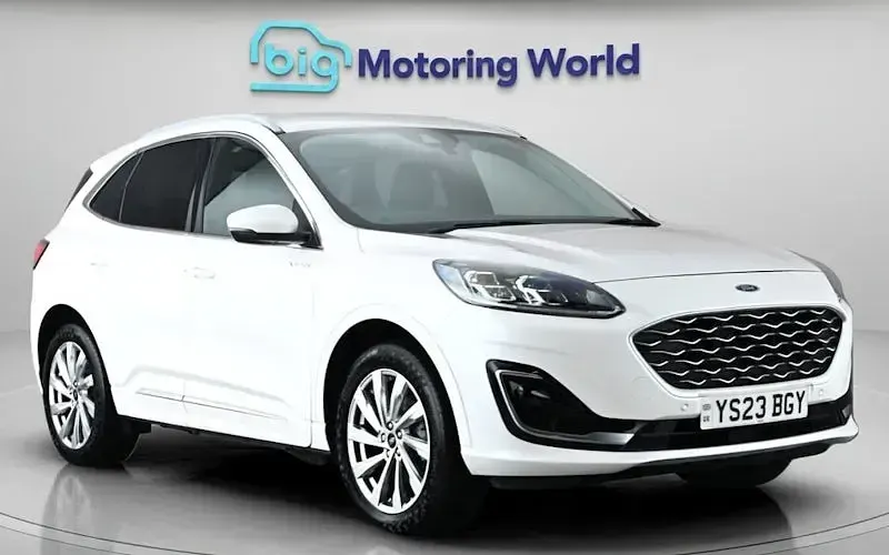 Used Ford Kuga Vignale 225 HP (165 kW) 2023 SUV