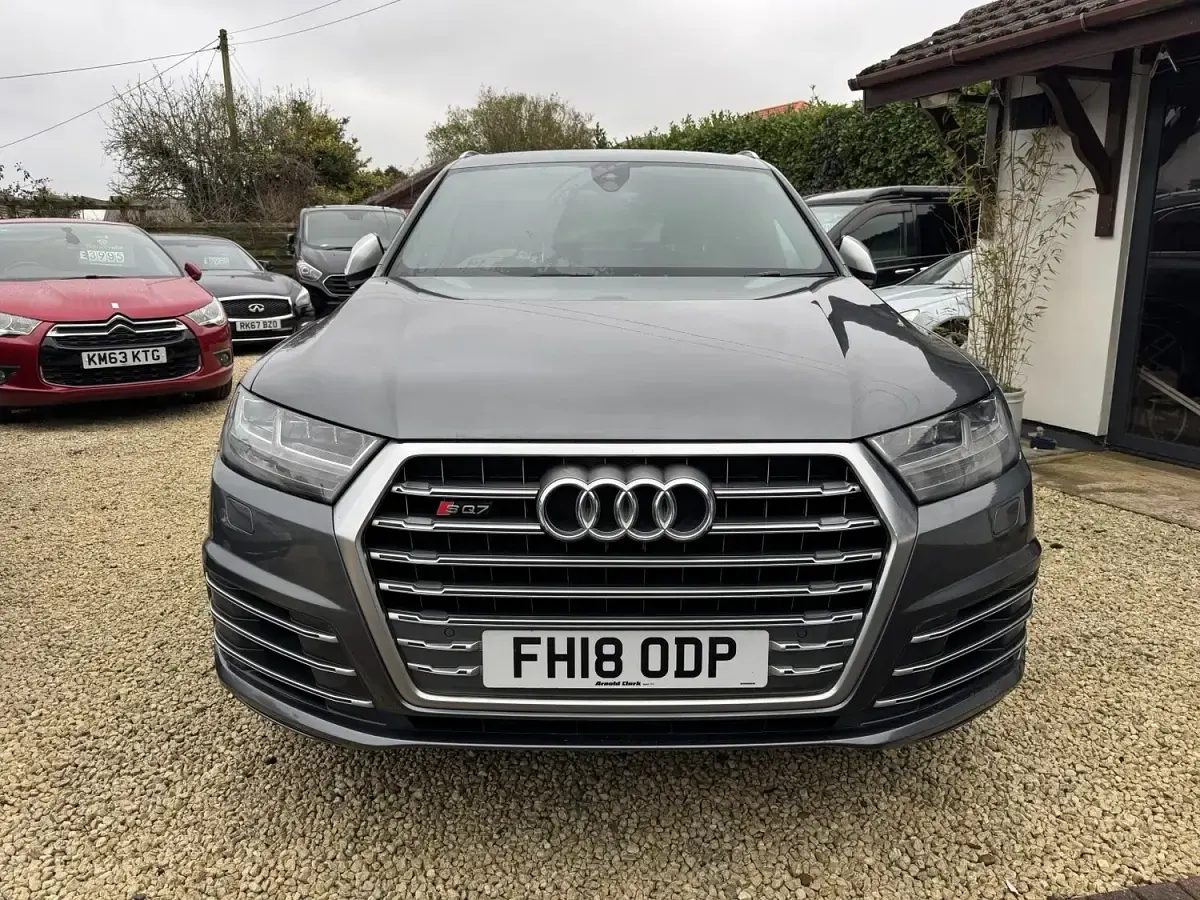 Used Audi SQ7 Comfort 435 HP (319 kW) 2018 Grey SUV