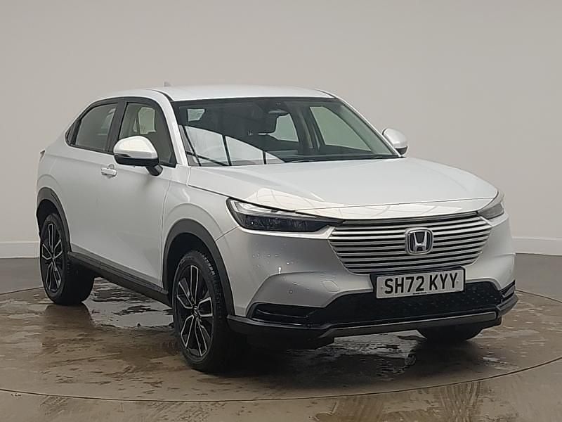 Used Honda HR-V Elegance 131 HP (96 kW) 2023 White SUV