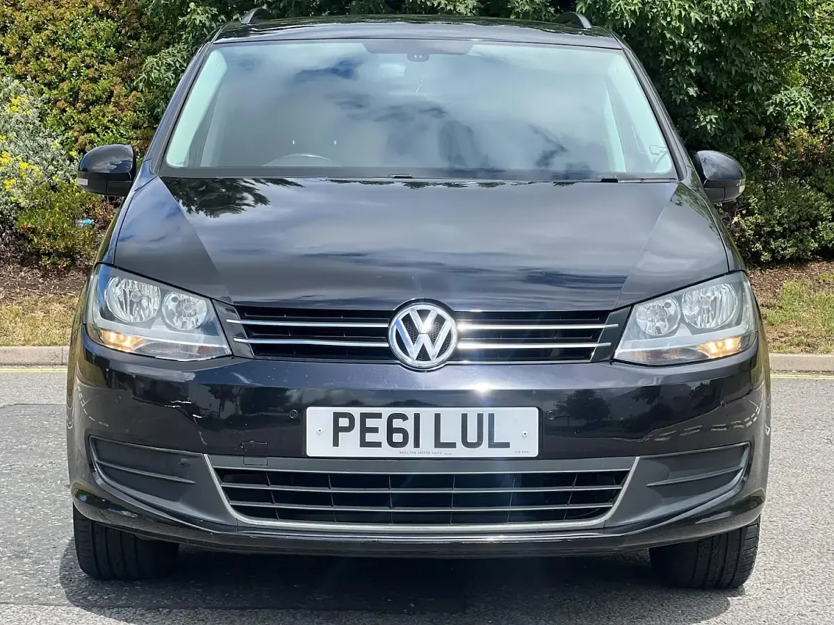 Used VW Sharan SE 140 HP (102 kW) 2011 Black MPV