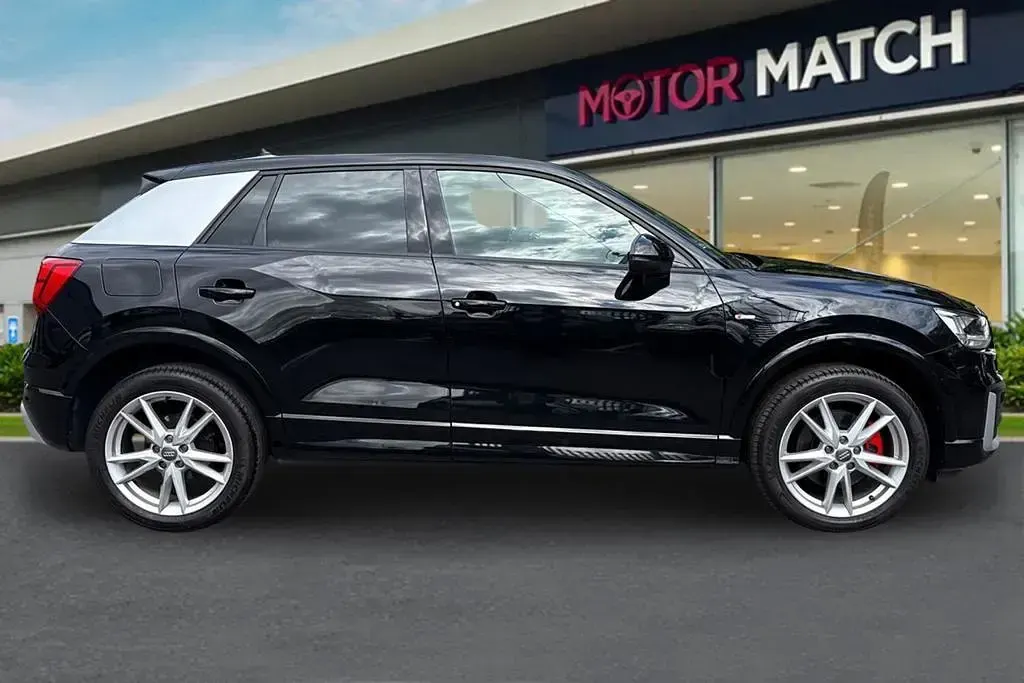 Used Audi Q2 S-Line 150 HP (110 kW) 2018 Black SUV