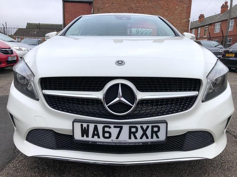 Used Mercedes A160 SE 2017 White Hatchback