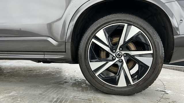 Used Volvo XC90 Plus 235 HP (172 kW) 2023 SUV