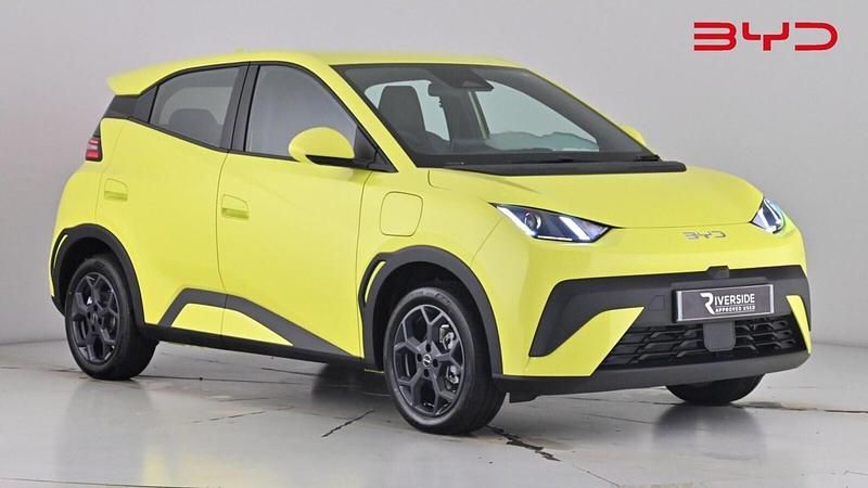 New BYD Dolphin Boost 64 kW (88 HP) 2025 Green Hatchback