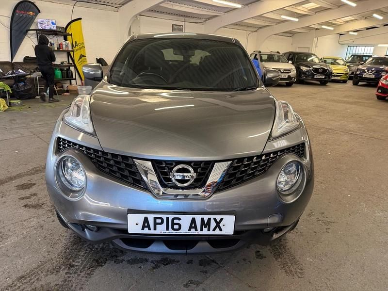 Used Nissan Juke N-Connecta 115 HP (84 kW) 2016 Grey SUV