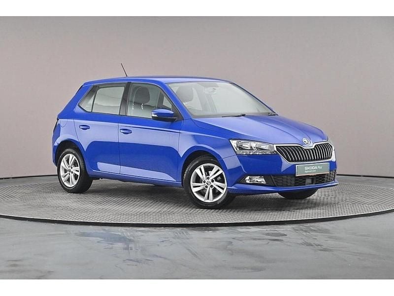 Energy blue Used 2021 Skoda Fabia SE Hatchback | £10,779 (Fair price) - Image 1/4