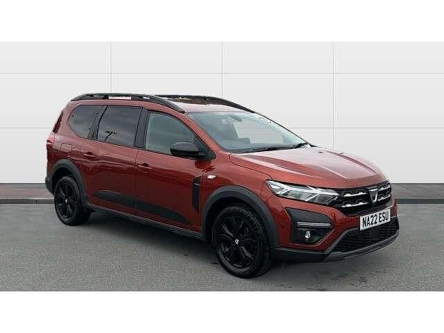 Terracotta bronze metallic Used 2022 Dacia Jogger Extreme MPV | £14,221 (Fair price) - Image 1/4