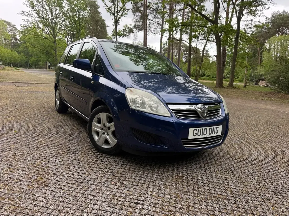 Gebraucht Vauxhall Zafira 120 PS (88 kW) 2010 Blau Van / Kleinbus