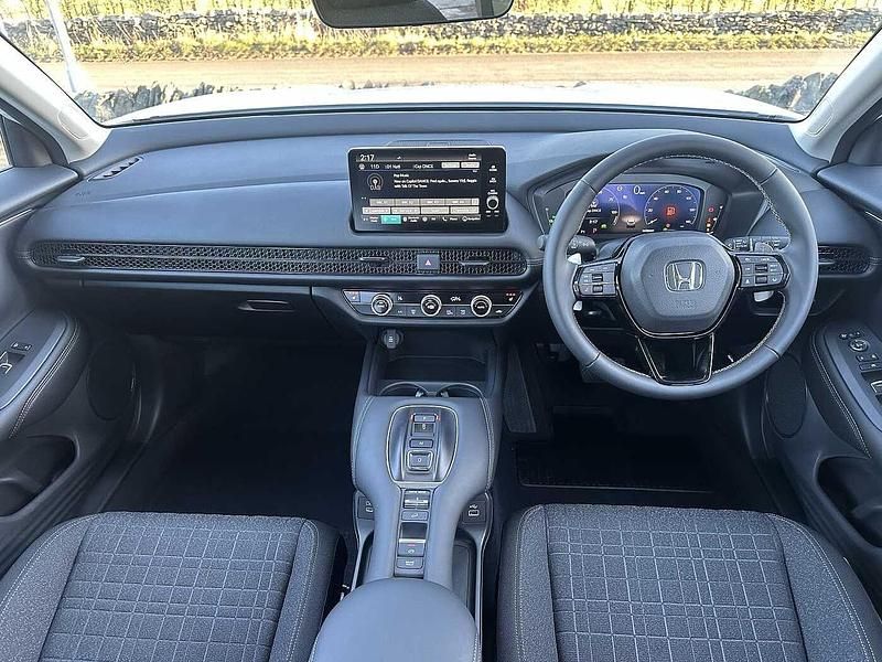 New Honda ZR-V Elegance 184 HP (135 kW) 2025 White SUV