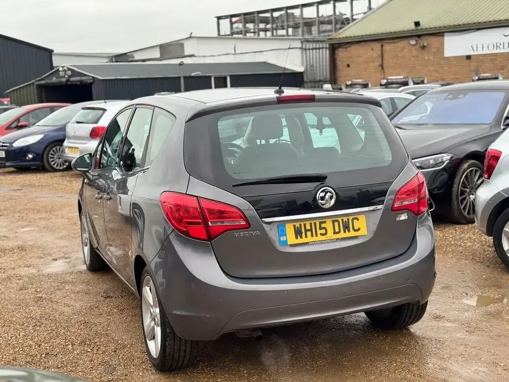 Second-hand Vauxhall Meriva 2015 Gri Monovolum