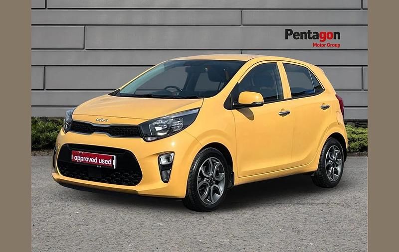 Used Kia Picanto 65 HP (47 kW) 2023 Yellow Hatchback