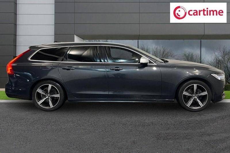 Used Volvo V90 R-Design 190 HP (139 kW) 2019 Grey Estate