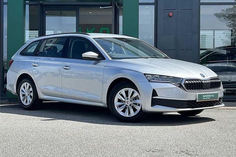 Silver Used 2024 Skoda Octavia SE Technology Estate | £22,000 (A bit pricey) - Image 1/4