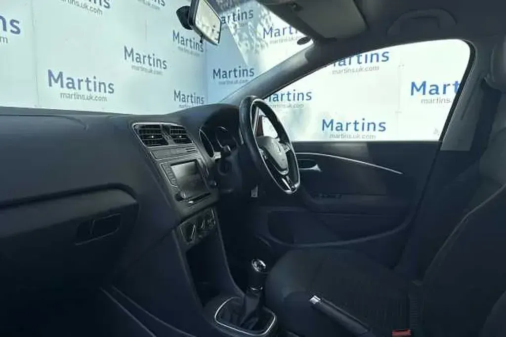 Used VW Polo 90 HP (66 kW) 2015