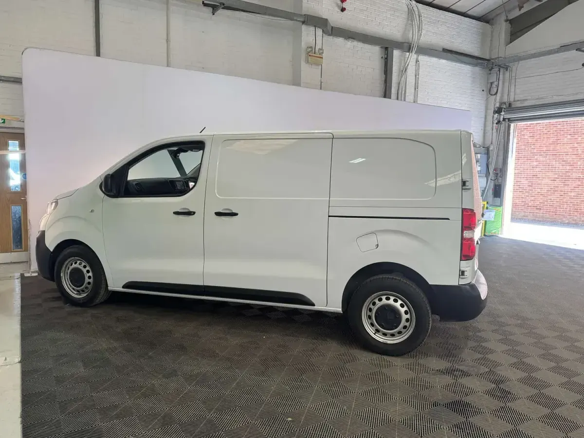 Used Peugeot Expert Premium 2023 White Van