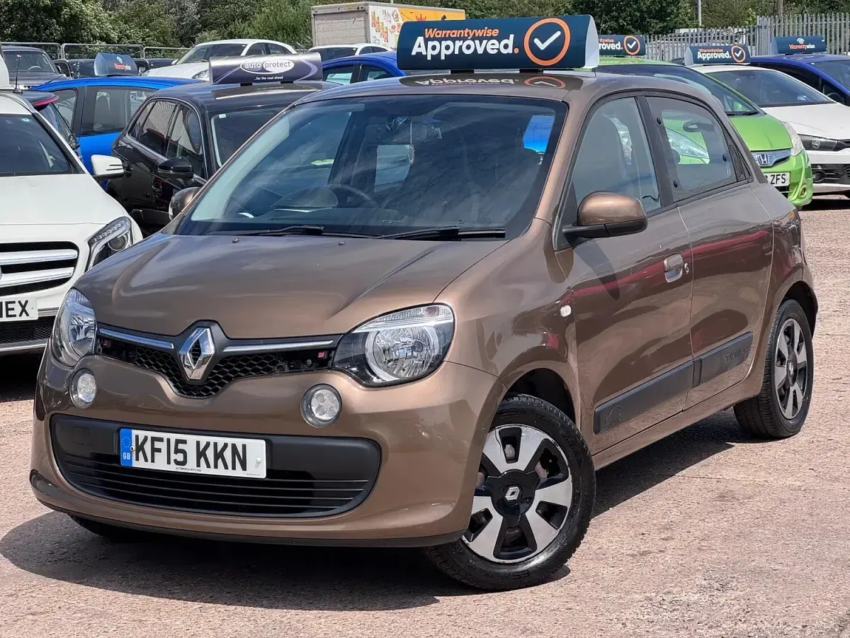 Used Renault Twingo Play 70 HP (51 kW) 2015 Brown Hatchback
