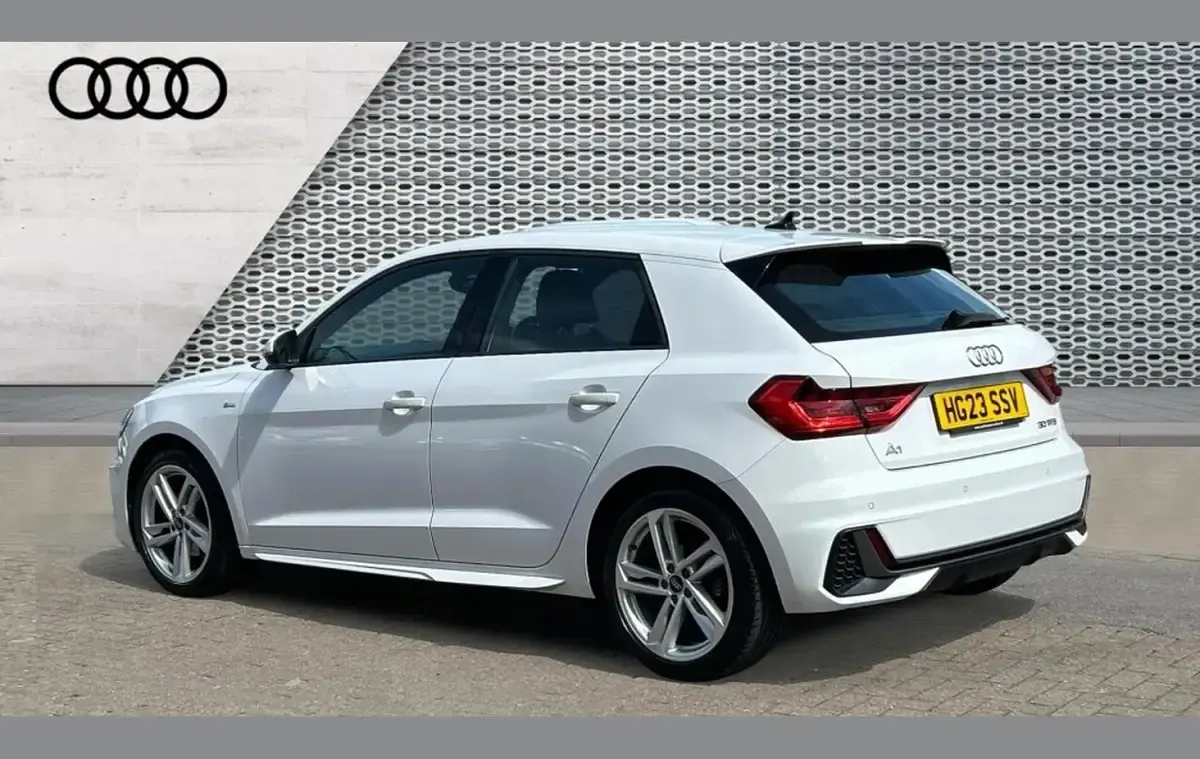 Used Audi A1 S-Line 110 HP (80 kW) 2023 White SUV