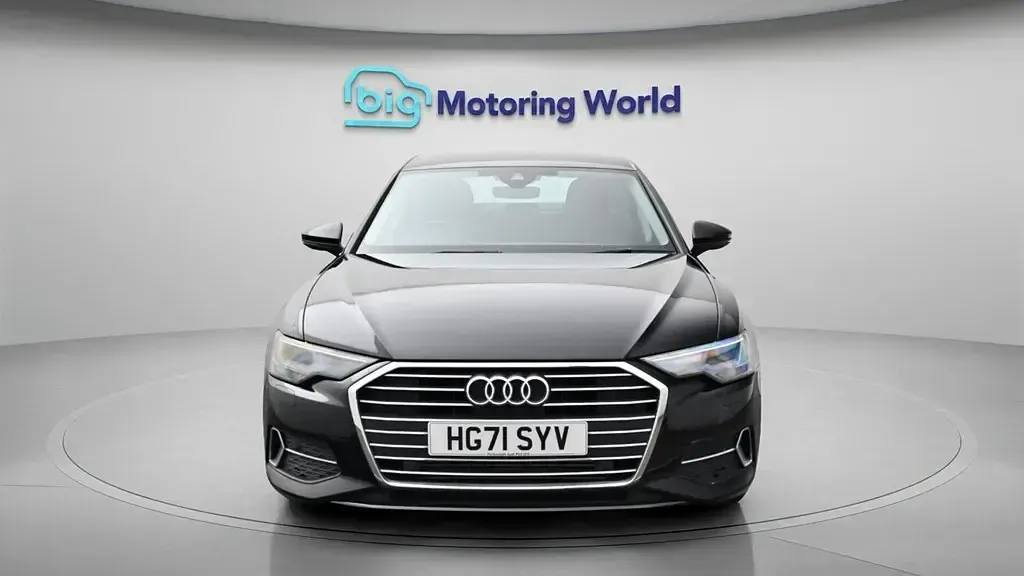Usado Audi A6 Sport 204 HP (150 kW) 2022 Preto Sedan