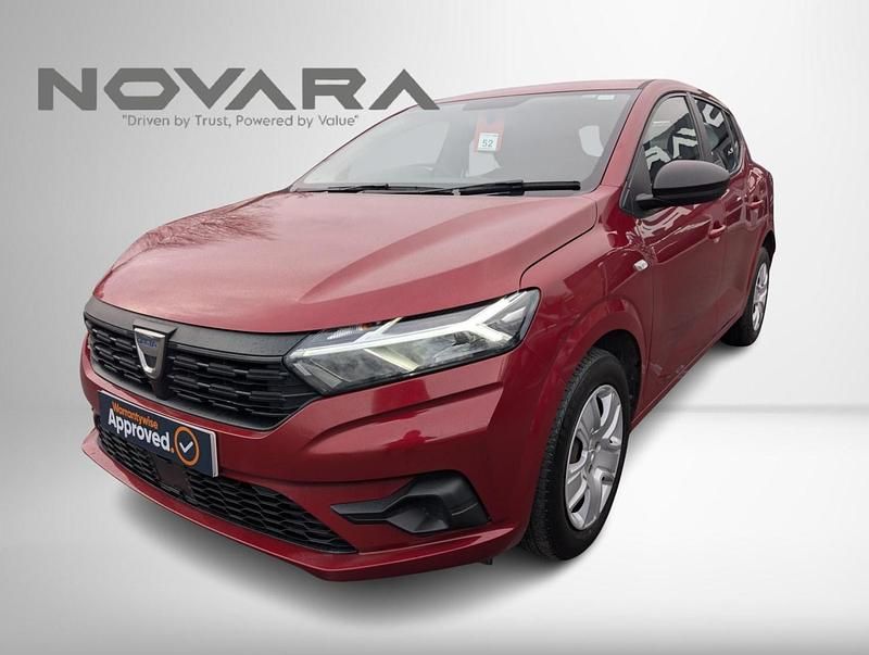 Used Dacia Sandero Essentiel 65 HP (47 kW) 2022 Red Hatchback